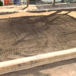 砂場の消毒と砂の補充